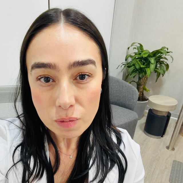 Iliana González Pezzat, Cirujano general Puebla