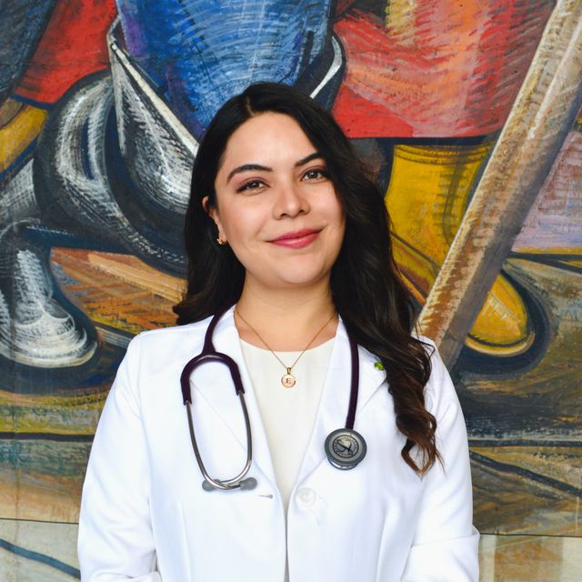 Evelyn Jazmín Estrada Ramirez, Nefrólogo Tehuacan