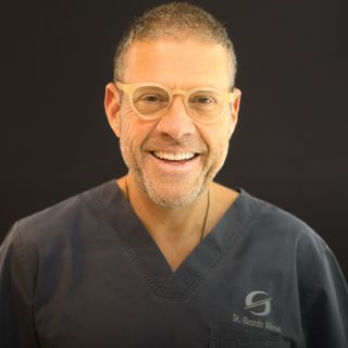 Ampliar imagen: Ricardo Mitrani Boyle, Dentista - Odontólogo Cuajimalpa de Morelos