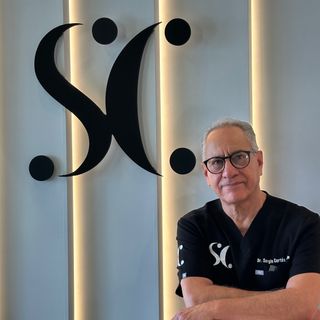 Ampliar imagen: Sergio Cortes Aroche, Cirujano maxilofacial Puebla