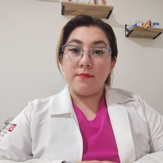 Addy Torres Olan , Médico general Cardenas