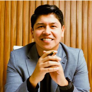 Ampliar imagen: Victor Demetrio Castillo Coronado, Traumatólogo Guadalajara