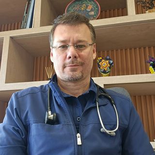 Dr. Carlos Roberto Gutiérrez González