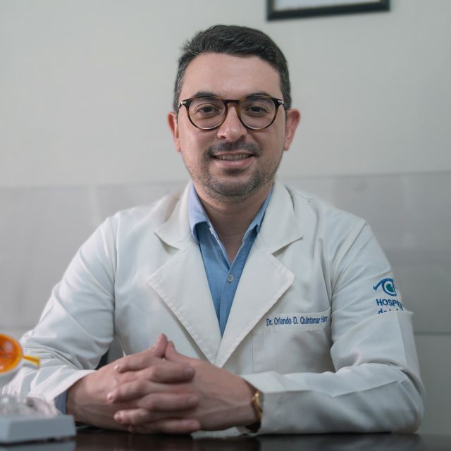 Orlando Daniel Quintanar Haro, Oftalmólogo Cuauhtémoc