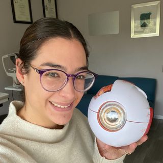 Ampliar imagen: Denise Ortega Pieck, Oftalmólogo Magdalena Contreras