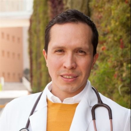 Alejandro Angeles Labra, Gastroenterólogo Ciudad de México