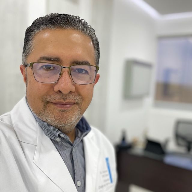 Fernando Ortiz Rojas, Ortopedista Santiago de Querétaro
