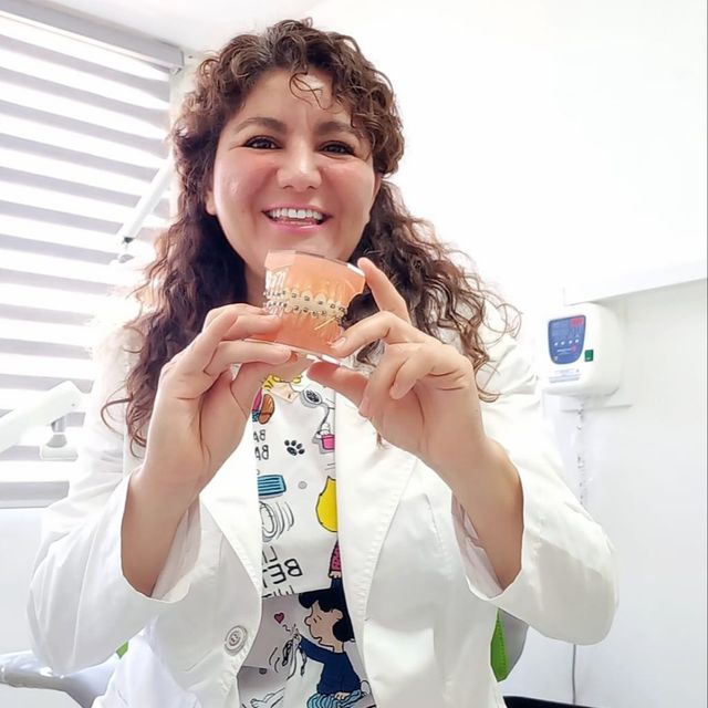 Erika  Hernandez Palomino, Ortodoncista Guadalajara