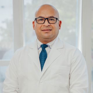 Ampliar imagen: Isaac Calderón Solís, Audiólogo Cuauhtémoc