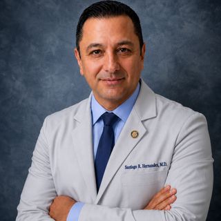 Santiago Hernández Martínez, Médico general Ajijic
