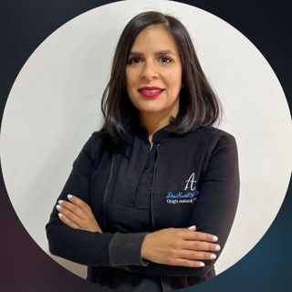 Ampliar imagen: Muriel Andujar Amor, Cirujano general Tlalnepantla de Baz