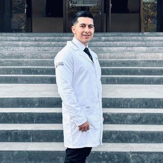 Ampliar imagen: Luis Rommel Martinez Rangel, Médico general Azcapotzalco