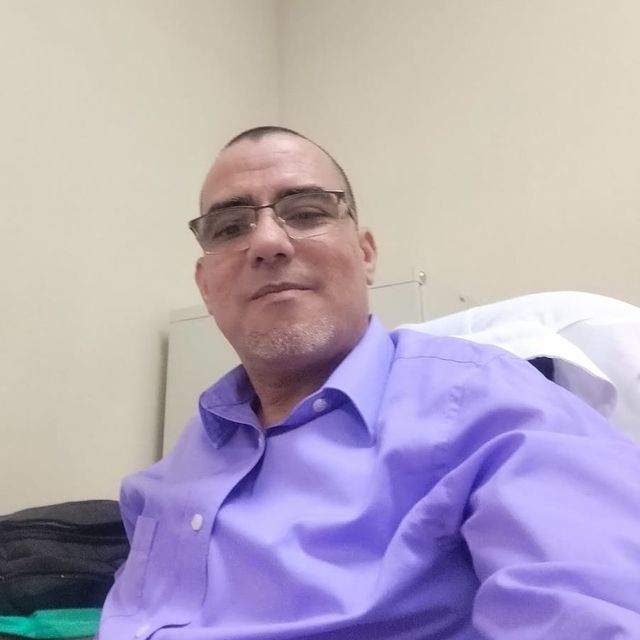 Lester Omar Carvajal Esperon, Geriatra Benito Juarez