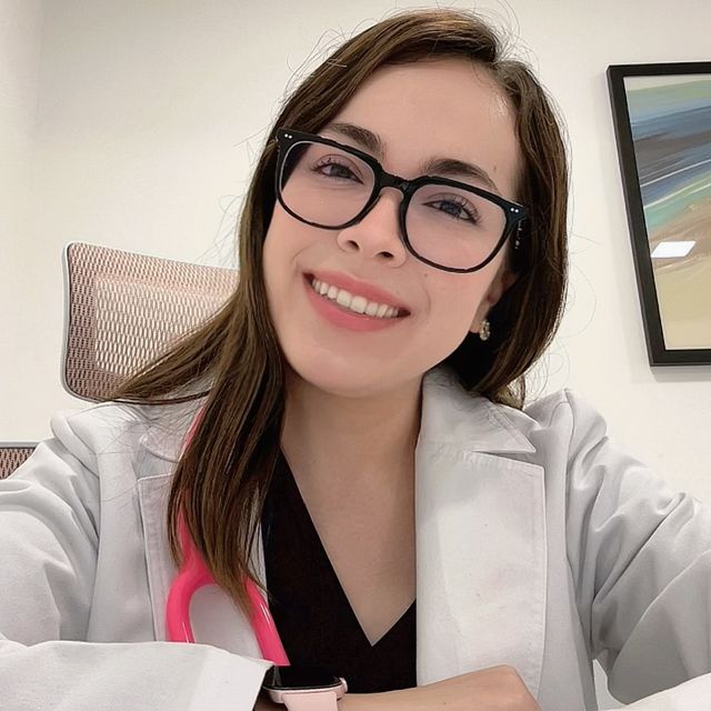 Alejandra Murga Rosas, Pediatra Puebla