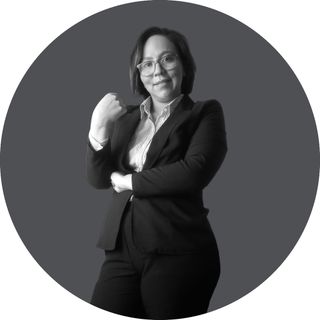 Mtra. Esther González Garduño