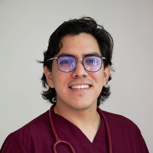 Eduardo Sansores, Fisioterapeuta Cancun
