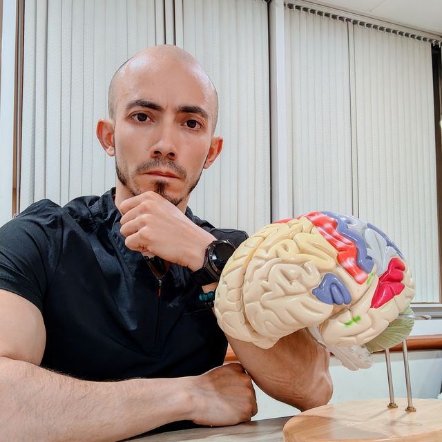 Diego Gabriel Torres Romo, Neurofisiólogo Naucalpan de Juárez