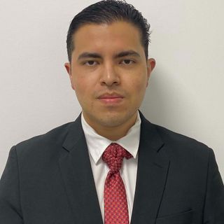 Ampliar imagen: Erick Guevara Portugal, Otorrinolaringólogo Ecatepec de Morelos