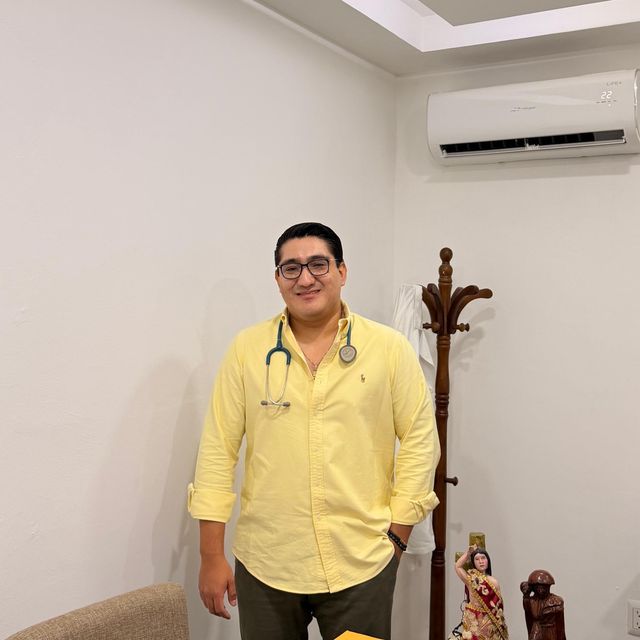 Gustavo Miguel Vázquez Hernández, Urgenciólogo Tuxtla Gutierrez