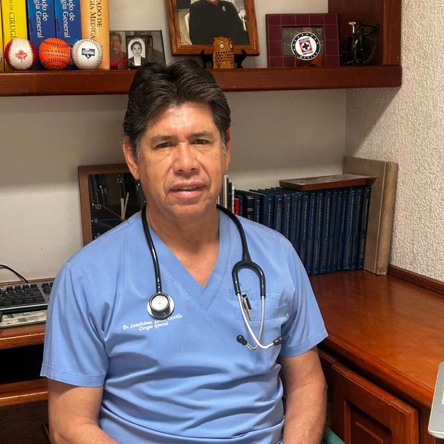 Cuauhtemoc Lemus Castillo, Cirujano general Morelia