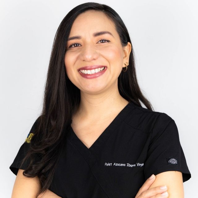 Polet Azucena  Ibarra Virgen , Dentista - Odontólogo Ensenada