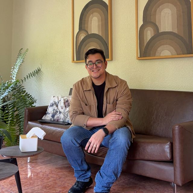 Esteban Vazquez Almendarez, Psicólogo Cuauhtémoc