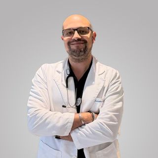 Ampliar imagen: Salvador Julian Diaz Arroyo, Ginecólogo Álvaro Obregón