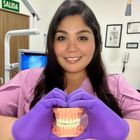 Dr. Andrea Calcáneo Castañeda