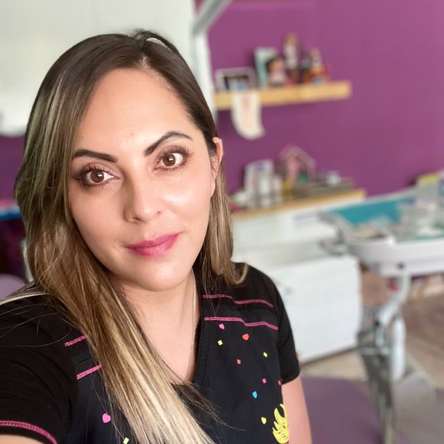 Gabriela De la O Félix, Odontólogo pediatra Zacatecas