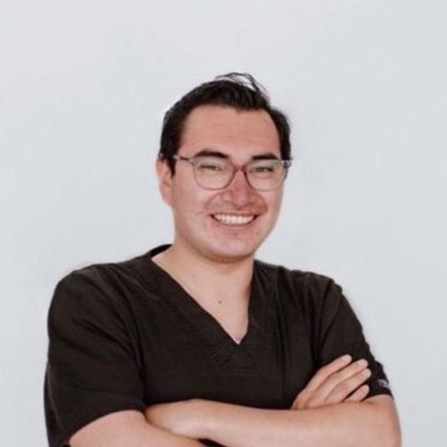 Ricardo Gutiérrez Martínez, Cirujano maxilofacial Morelia