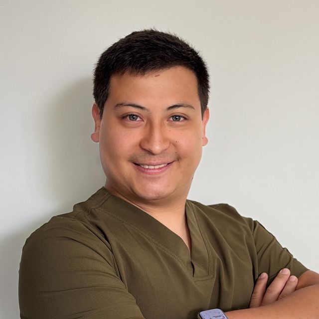 Carlos Adrián López López, Dentista - Odontólogo Ciudad de México