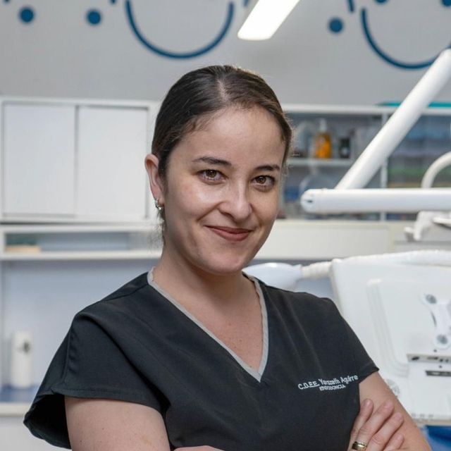 Virginia Yarazeth Aguirre Franco, Dentista - Odontólogo Tepatitlan de Morelos