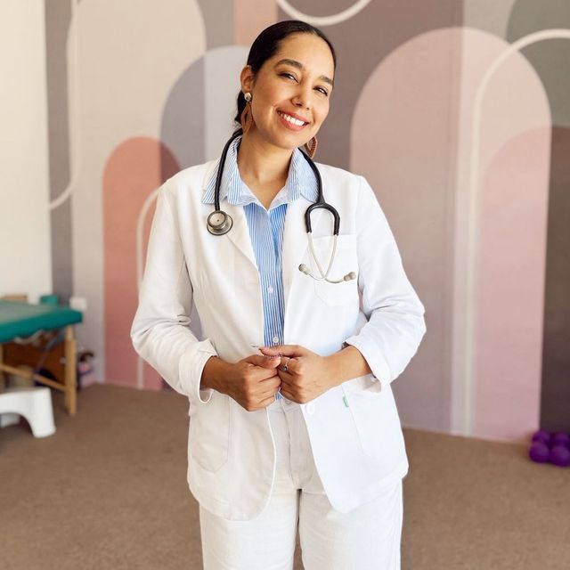 Karen Julieta Barojas García, Geriatra Guaymas