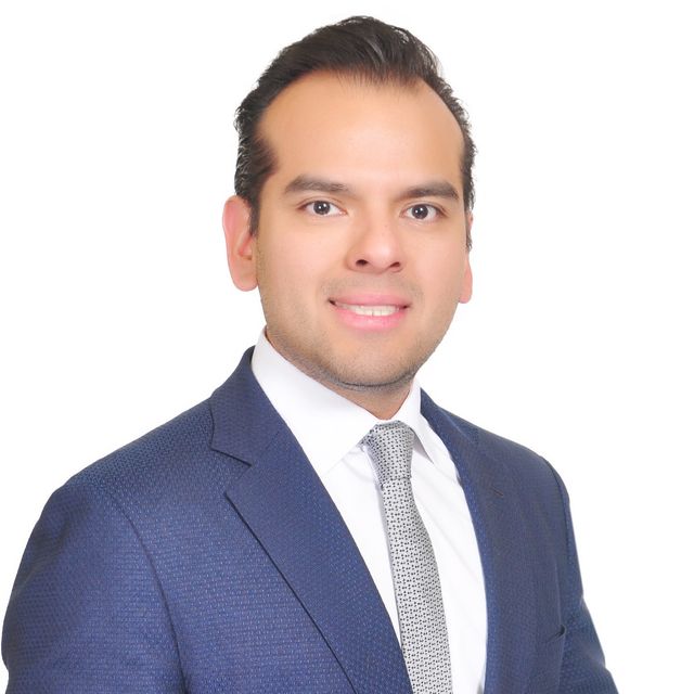 Gerardo Medina García, Nefrólogo Azcapotzalco