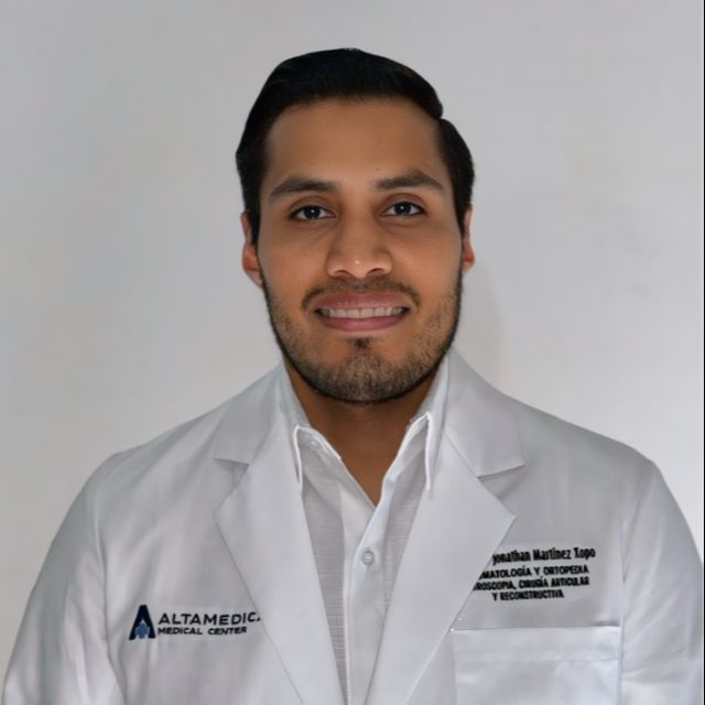 Israel Jonathan Martínez Xopo, Traumatólogo Mazatlan