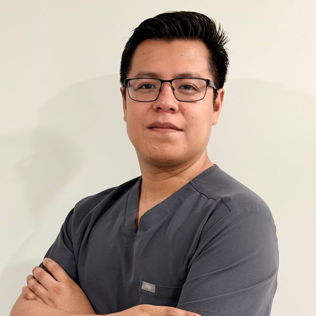 Jesús Eduardo Falcón Molina, Neurocirujano Iztapalapa