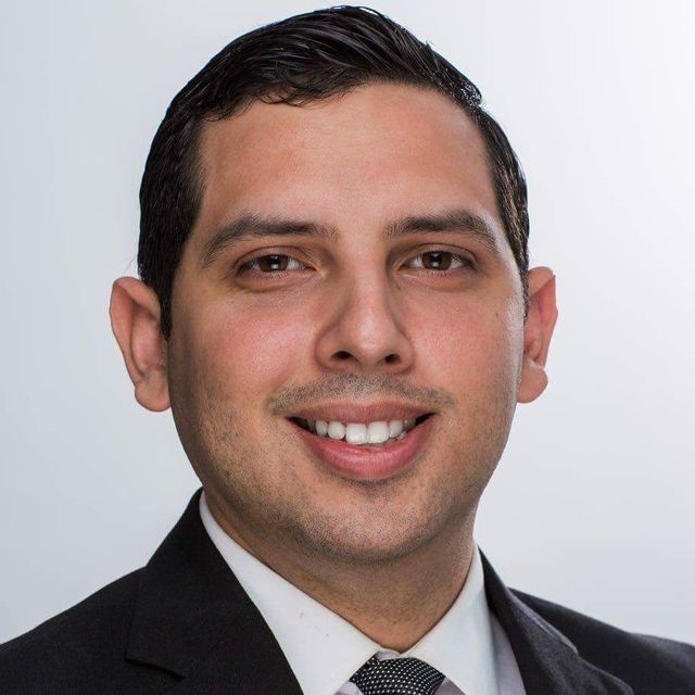 Juan Carlos Robles Méndez, Dermatólogo Monterrey