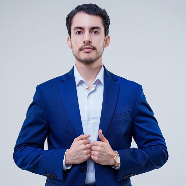 Orlando  Michelle Villalvazo Cueto, Oftalmólogo Sayula