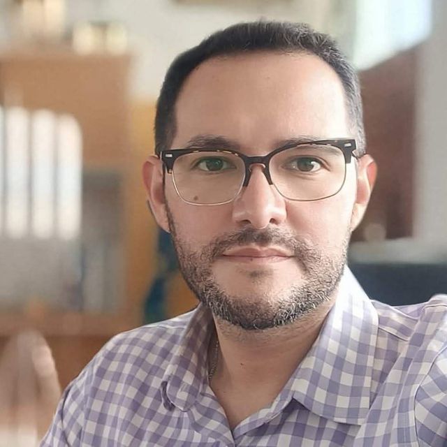 Tadeo  Meza Quintero, Psicólogo Ensenada