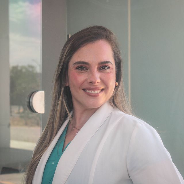Maria Alejandra Monserrat Almanza Blanco, Periodoncia Aguascalientes