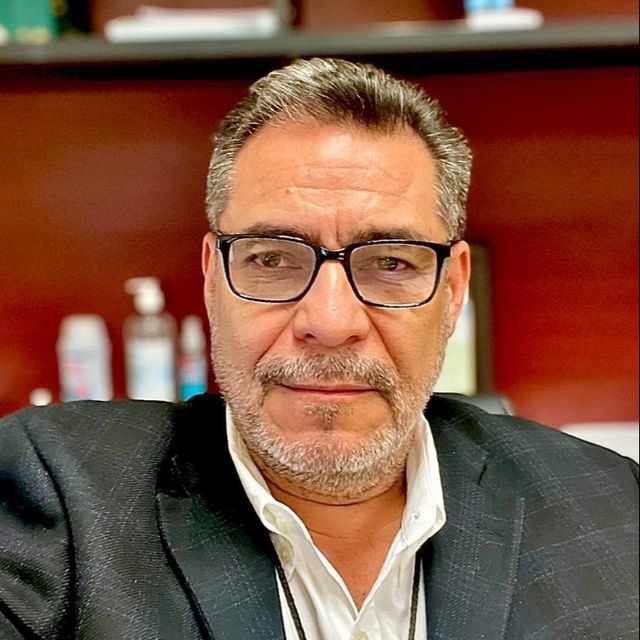 Antonio Martínez Favela, Ortopedista Durango
