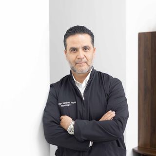 Ampliar imagen: Edgar Hernandez Vargas, Reumatólogo Durango