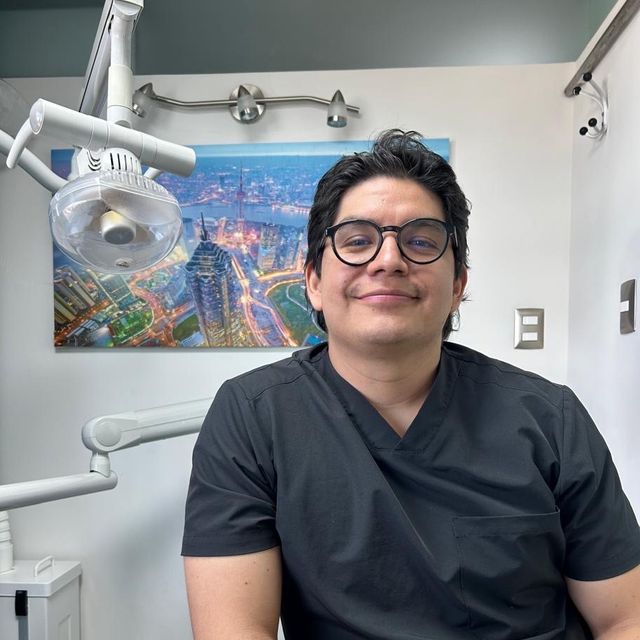 Víctor M Soto Sánchez, Dentista - Odontólogo Cuauhtémoc