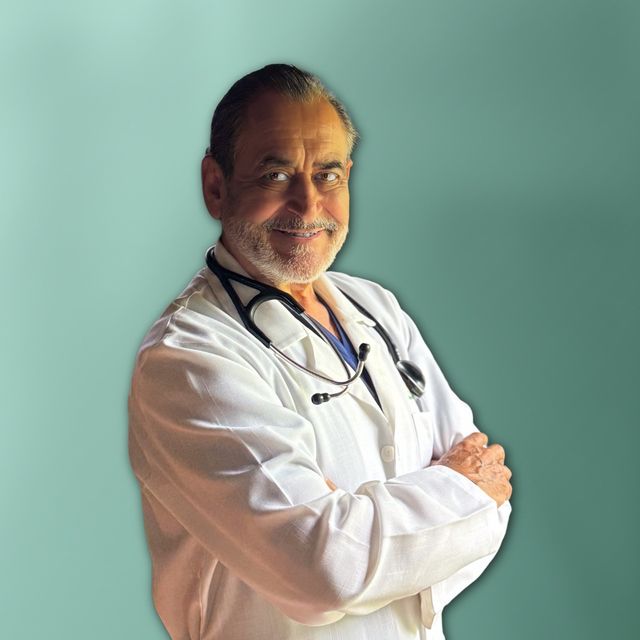 Rafael Zavala Tzintzun, Geriatra Morelia