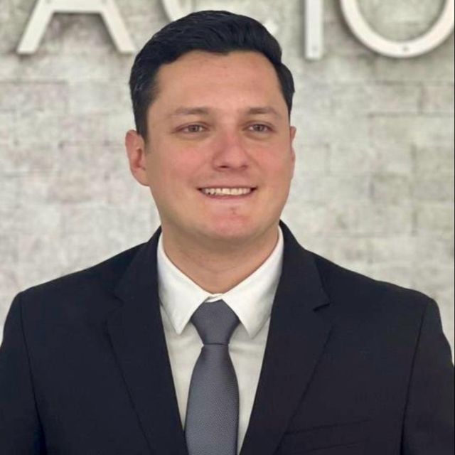 Baltazar Torres, Neumólogo Uriangato