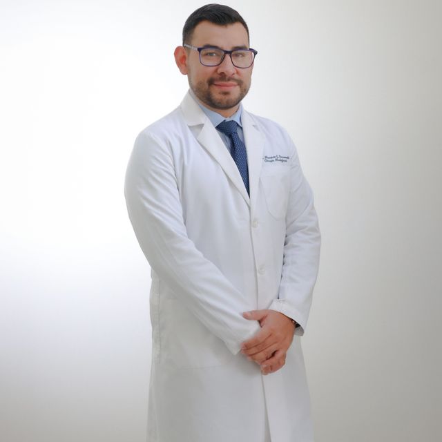 Mauricio García Nucamendi, Cirujano maxilofacial Tuxtla Gutierrez