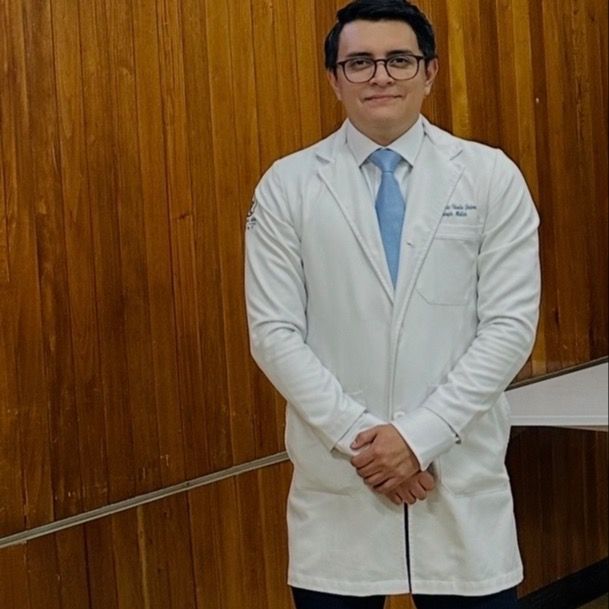 Jose Luis Davila Juarez, Oncólogo médico Puebla