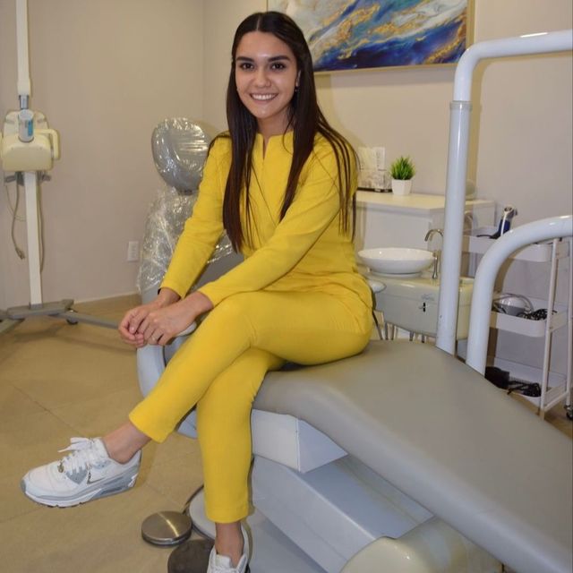 Estefania Arellano, Dentista - Odontólogo Benito Juárez