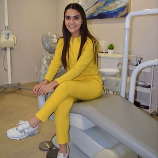 Ampliar imagen: Estefania Arellano, Dentista - Odontólogo Benito Juárez