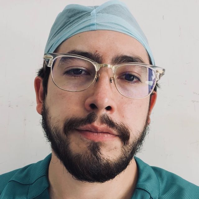 Luis Eduardo Cisneros, Médico general Morelia